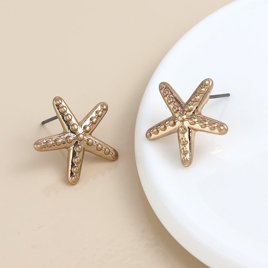 POM Golden single starfish stud earrings