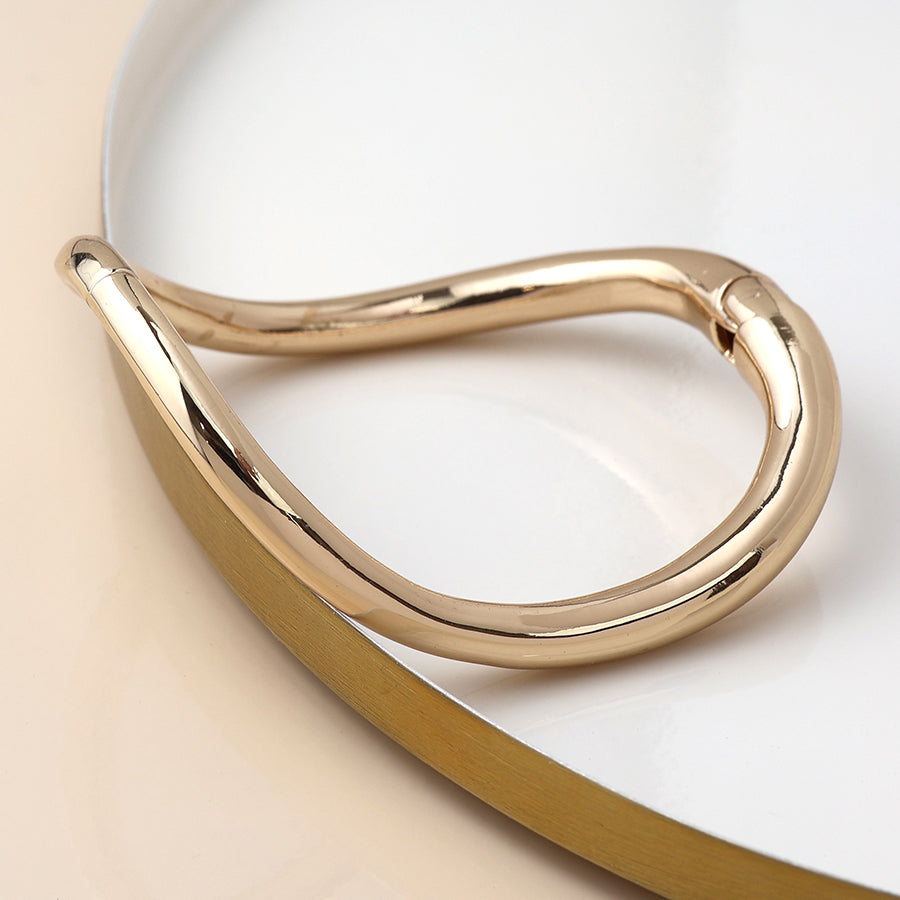 POM Golden Plated Simple Curve Bangle