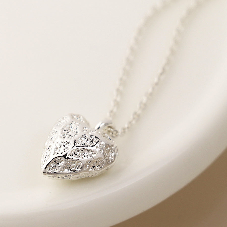 POM Silver plated vintage texture heart necklace