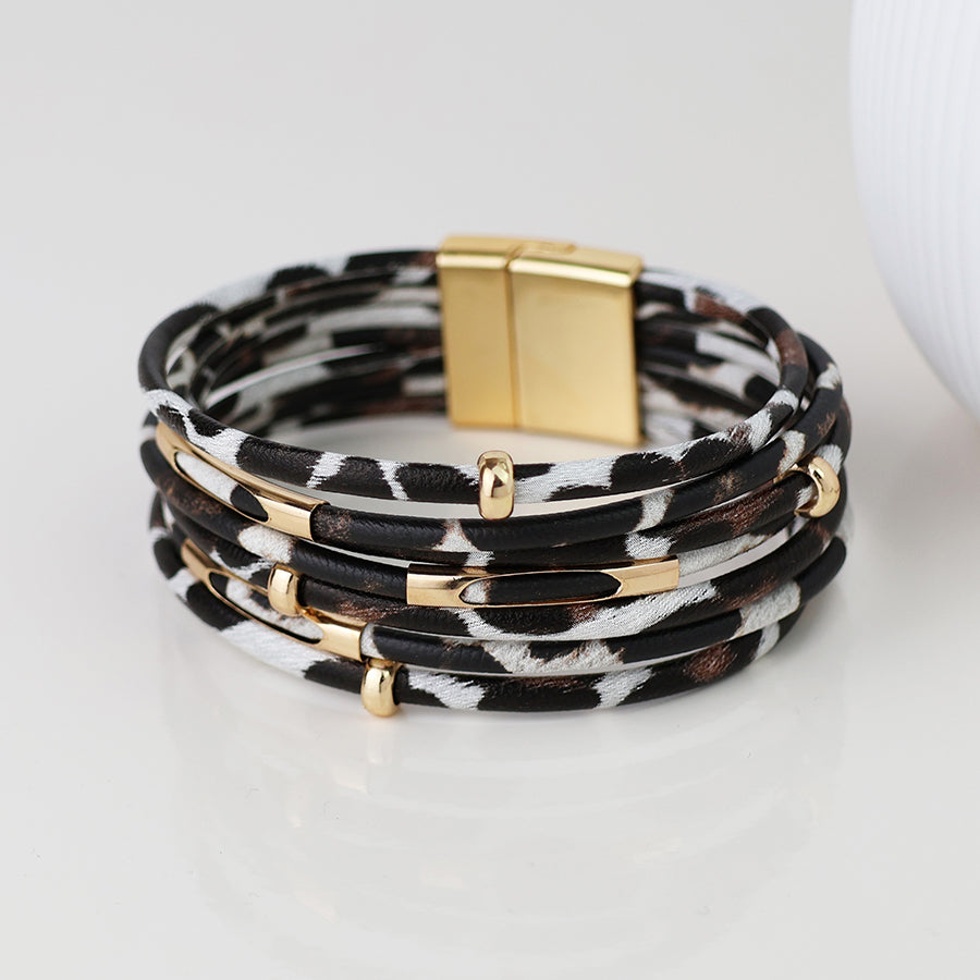 POM Animal print and golden element multistrand bracelet
