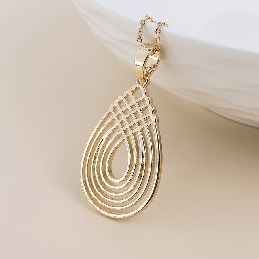 POM Deco golden deco lattice teardrop necklace